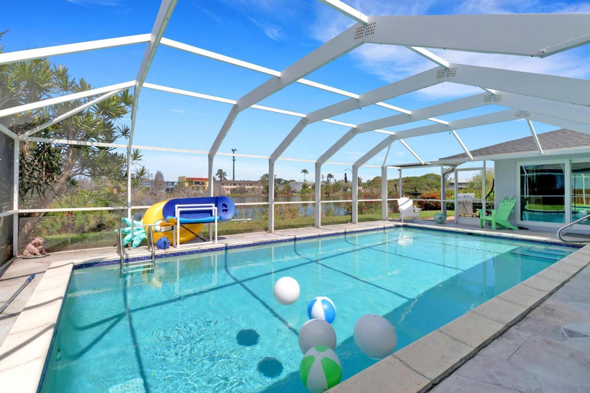 Inviting Lakeview Home L Pool L Close To Beaches Pulau Marco Luaran gambar